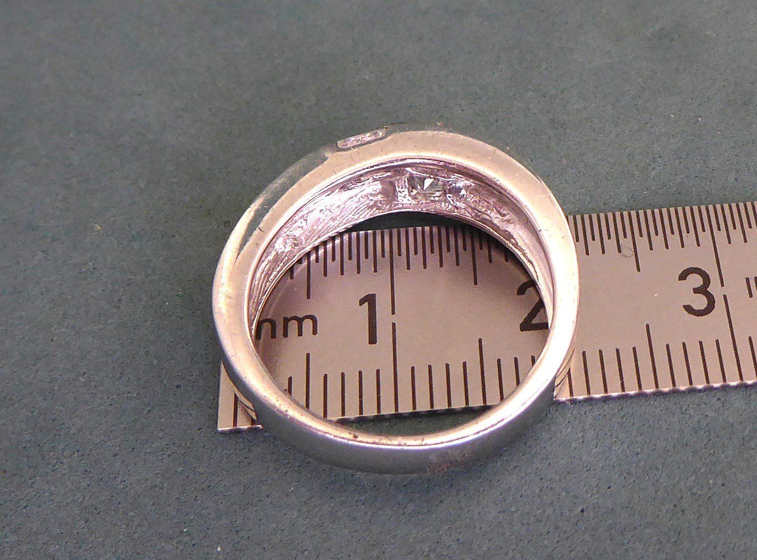 Anelli: Ring 925 Silber mit synthetischen Steinchen – Usato da Muri AG venduto da silvermouse007 2