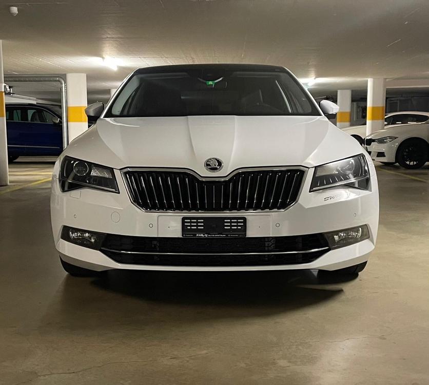 SKODA SUPERB Limousine 2.0 TSI Style DSG AKTION!