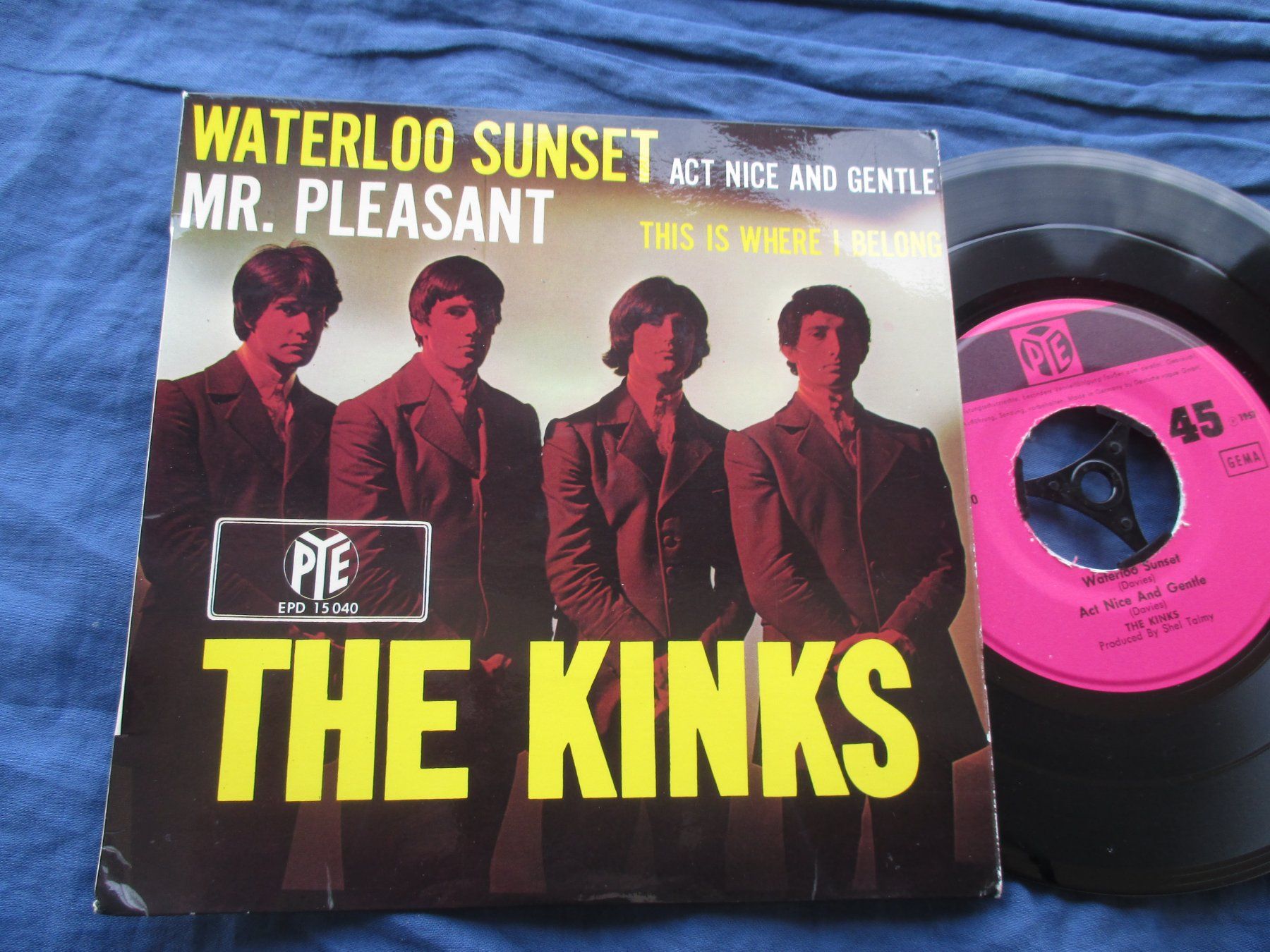 Dischi in vinile: The Kinks EP Waterloo Sunset – Usato da Colombier NE venduto da Nevenma