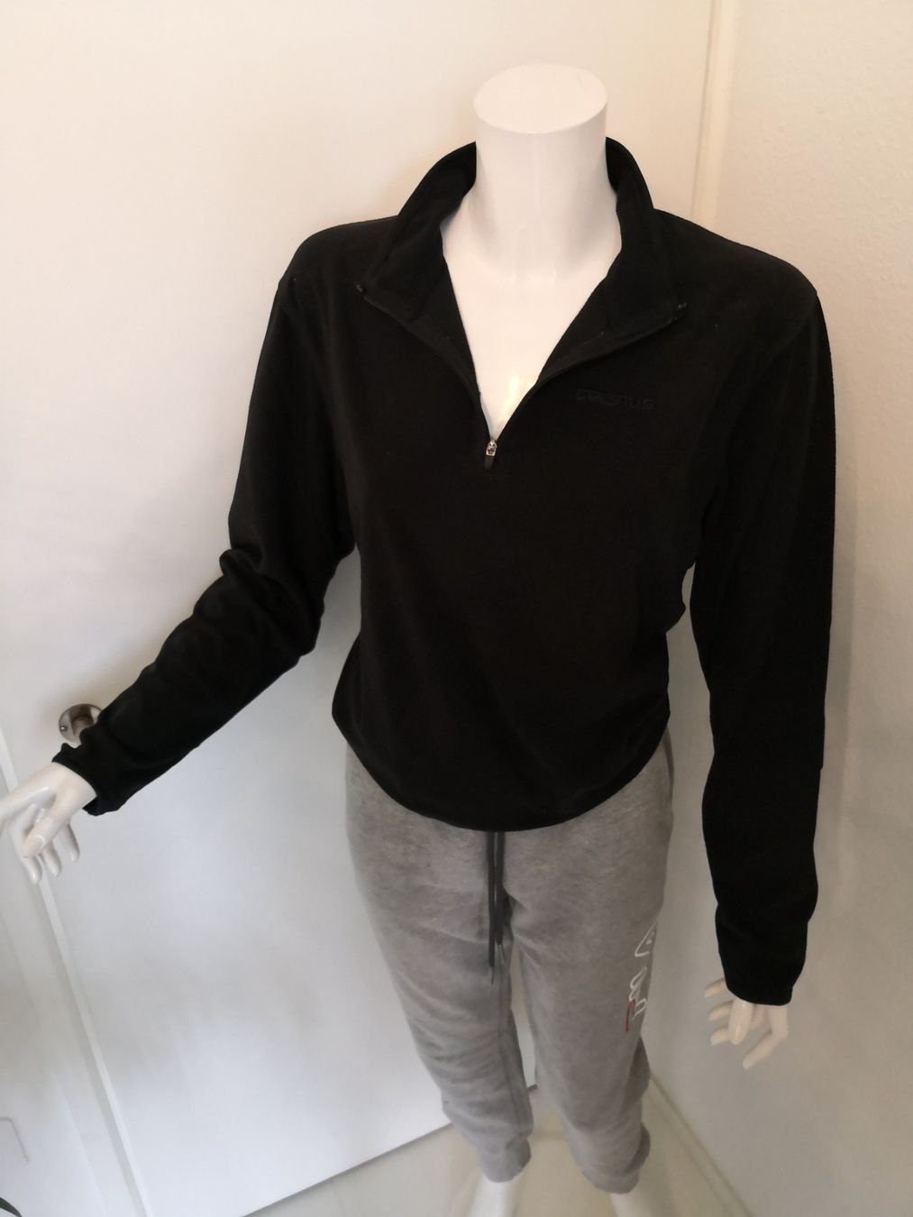 Maglioni & Felpe: 🤩CELSIUS SPORT PULLOVER SCHWARZ – Usato da Olten venduto da Naja-Twins-Twins 7