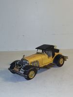 Modellauto, Vintage Mercedes-Benz aus Metall. (nov578)
