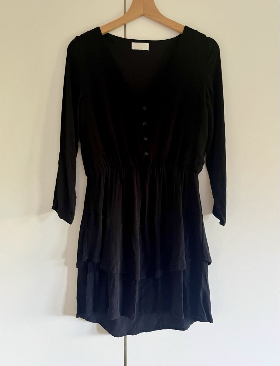 Vestiti: Schwarzes Kleid, Grösse 34/36, LeGer – Usato da Sursee venduto da abcdxyz