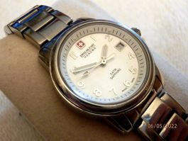 Hanowa, Swiss Military, Quartz, 28mm, Damen, Datum, läuft