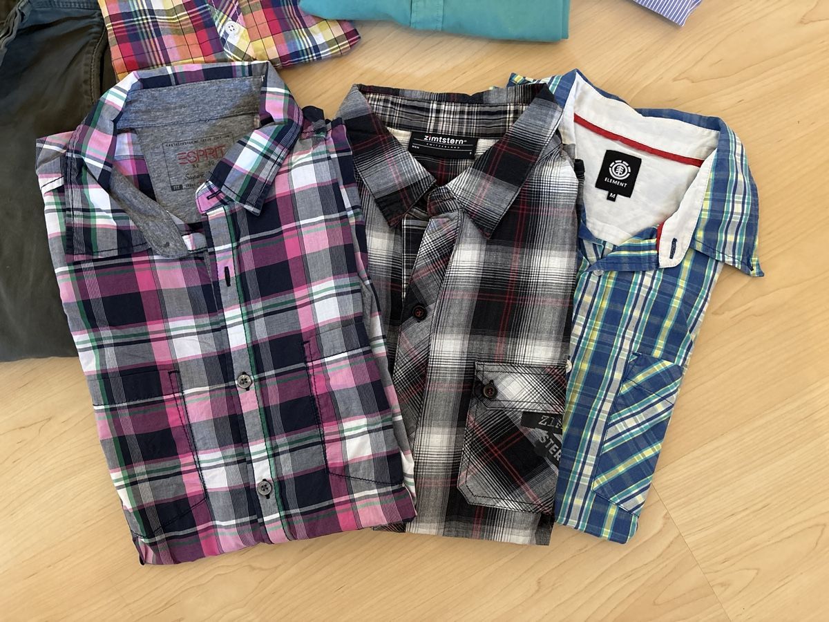 Lots de vêtements: Riesiges Kleiderpacket Grösse M – D'occasion à Samstagern par Dufman 2