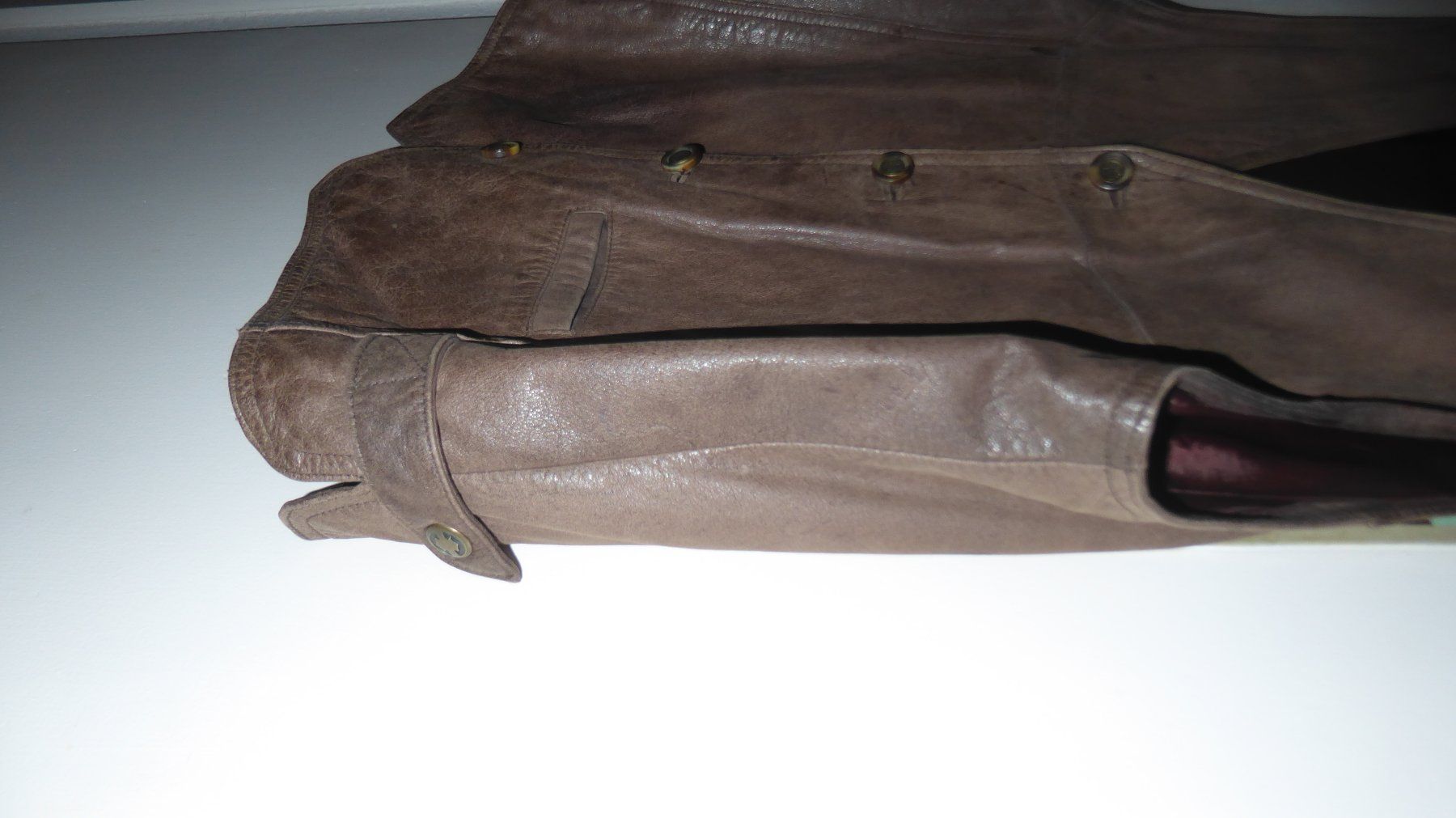 Gilets & Westen: Herren Leder Gilet Gr 52 – Gebraucht aus Sargans von Benziner 4