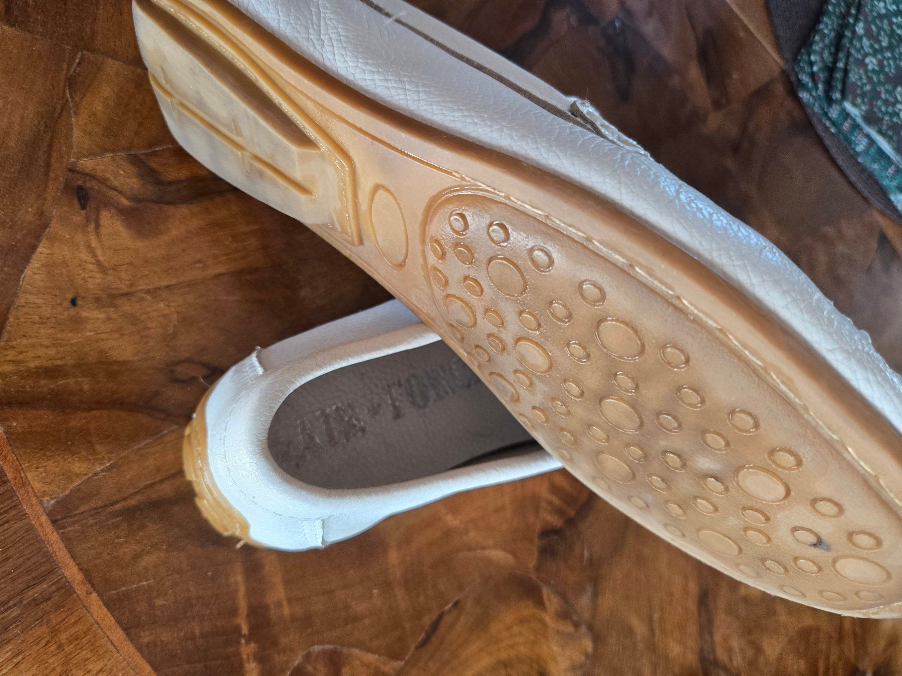 Chaussures hommes: Moccasins weiss Grösse 43 – D'occasion à Ascona par Topolinowatch 2