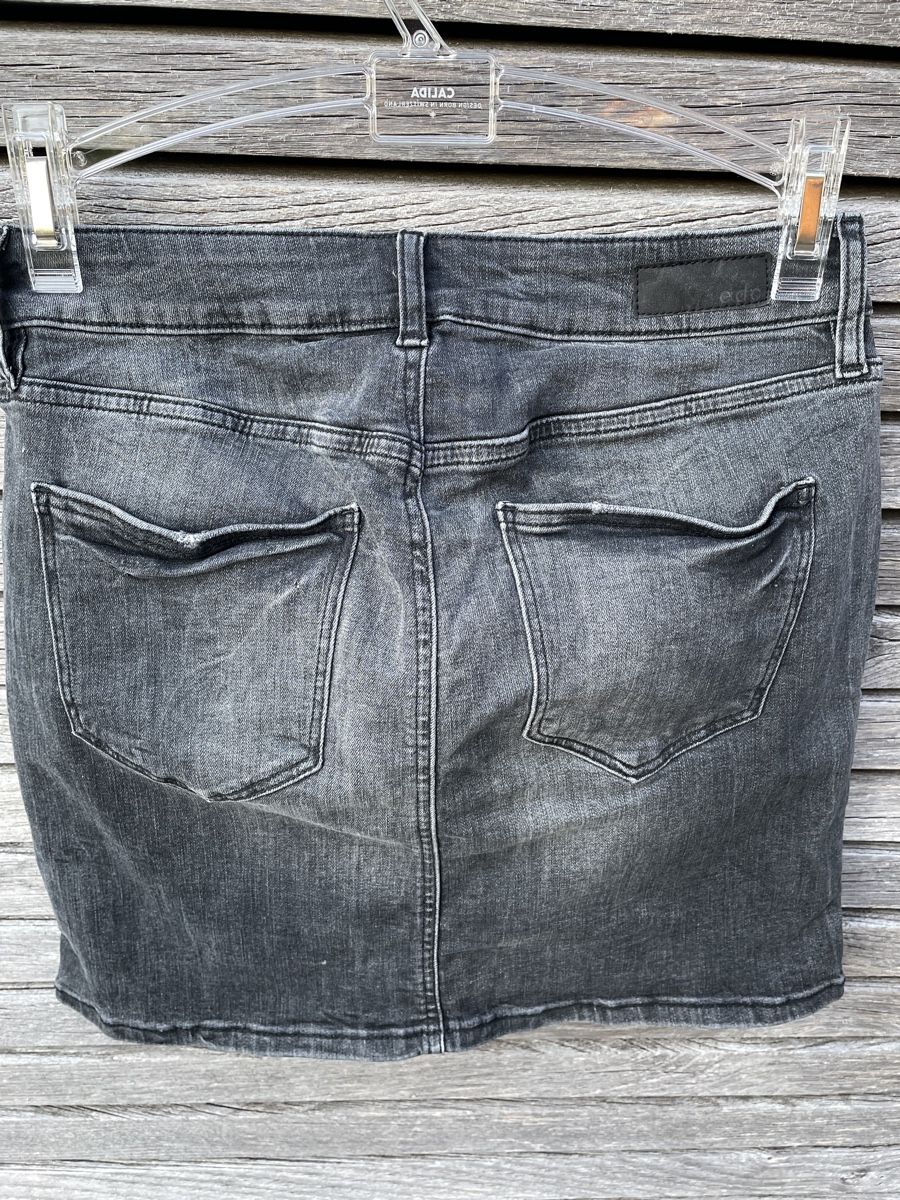 Jupes: edc Jeansrock – D'occasion à Schwarzenburg par Sportback05 1