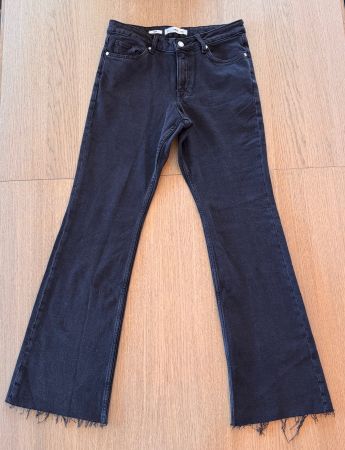 Jean noir Mango Fiona flare - taille 38 - neuf