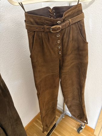 Trachten Lederhosen braun Grösse M mit Gürtel wie neu