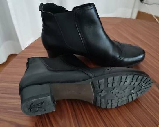 Scarpe da donna: Schwarze Stiefelette, Gr. 38 – Usato da Muri b. Bern venduto da Claudiahuegli 2