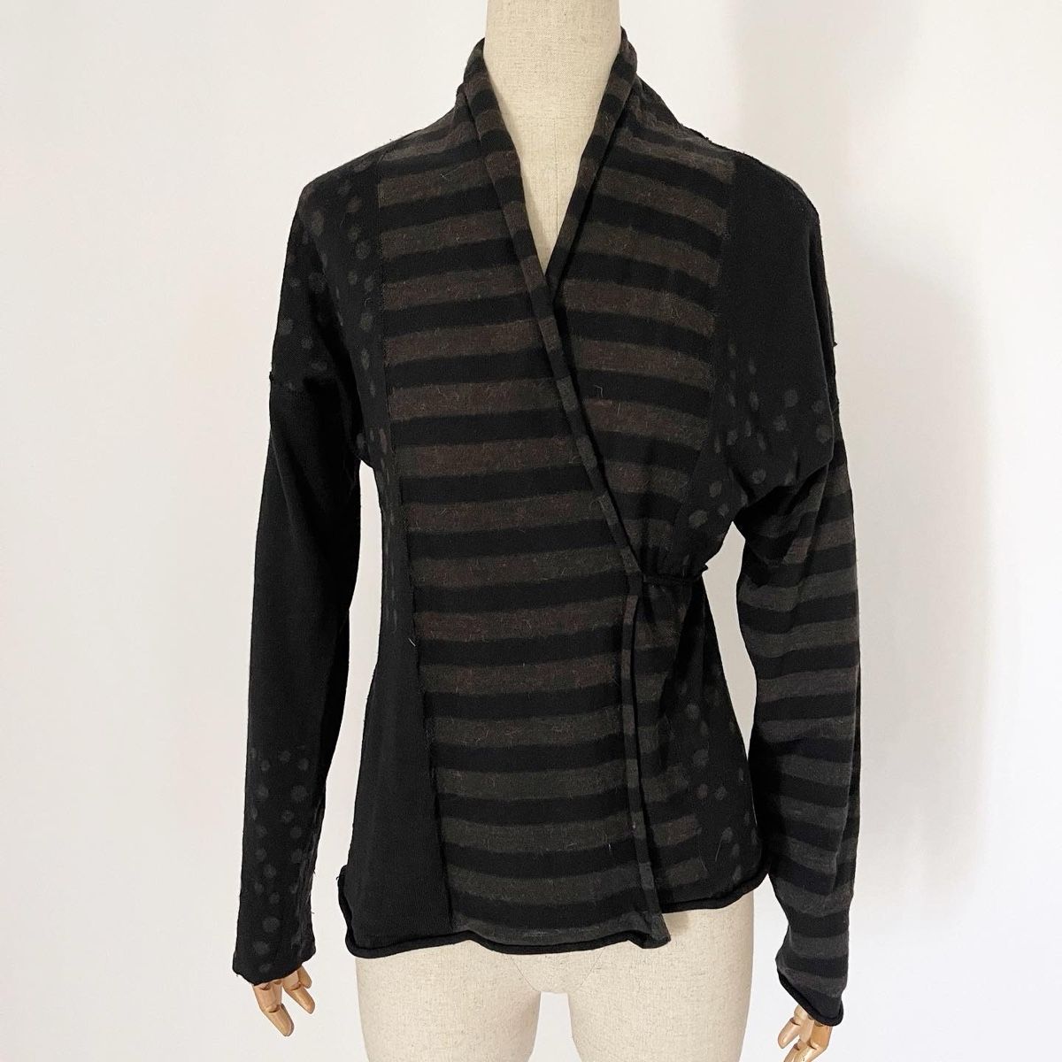 Maglioni & Felpe: MANUELLE GUIBAL Cardigan – Nuovo (secondo la descrizione) da Emmen venduto da Avviivva_Com2023