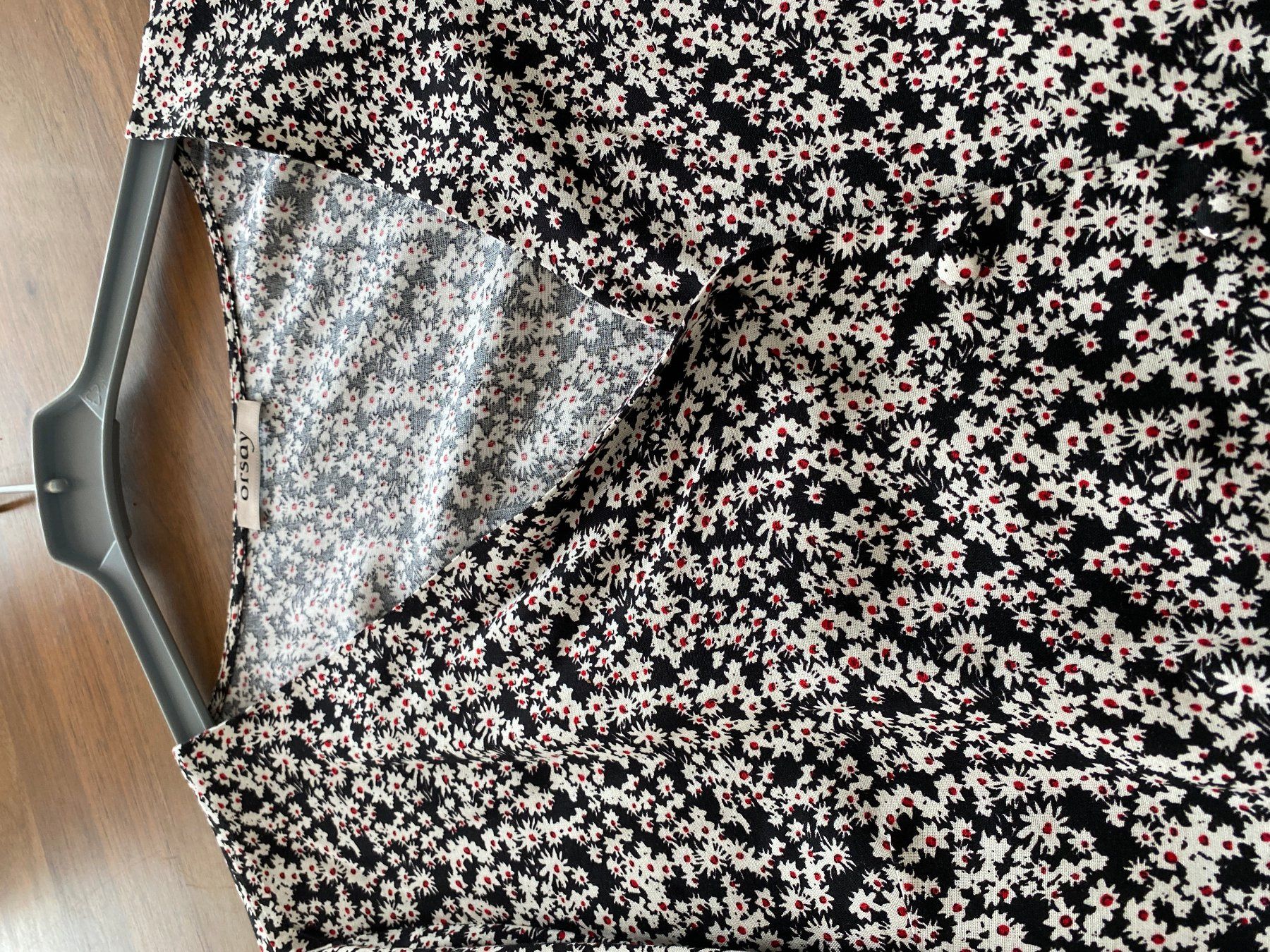 T-shirt: Cooles Langarm Shirt – Nuovo (secondo la descrizione) da Chur venduto da bibo014 2