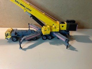 Kit di modellismo & Modellini statici: Metall Siku Mega Lifter – Nuovo (secondo la descrizione) da Leuggern venduto da Shila200 2