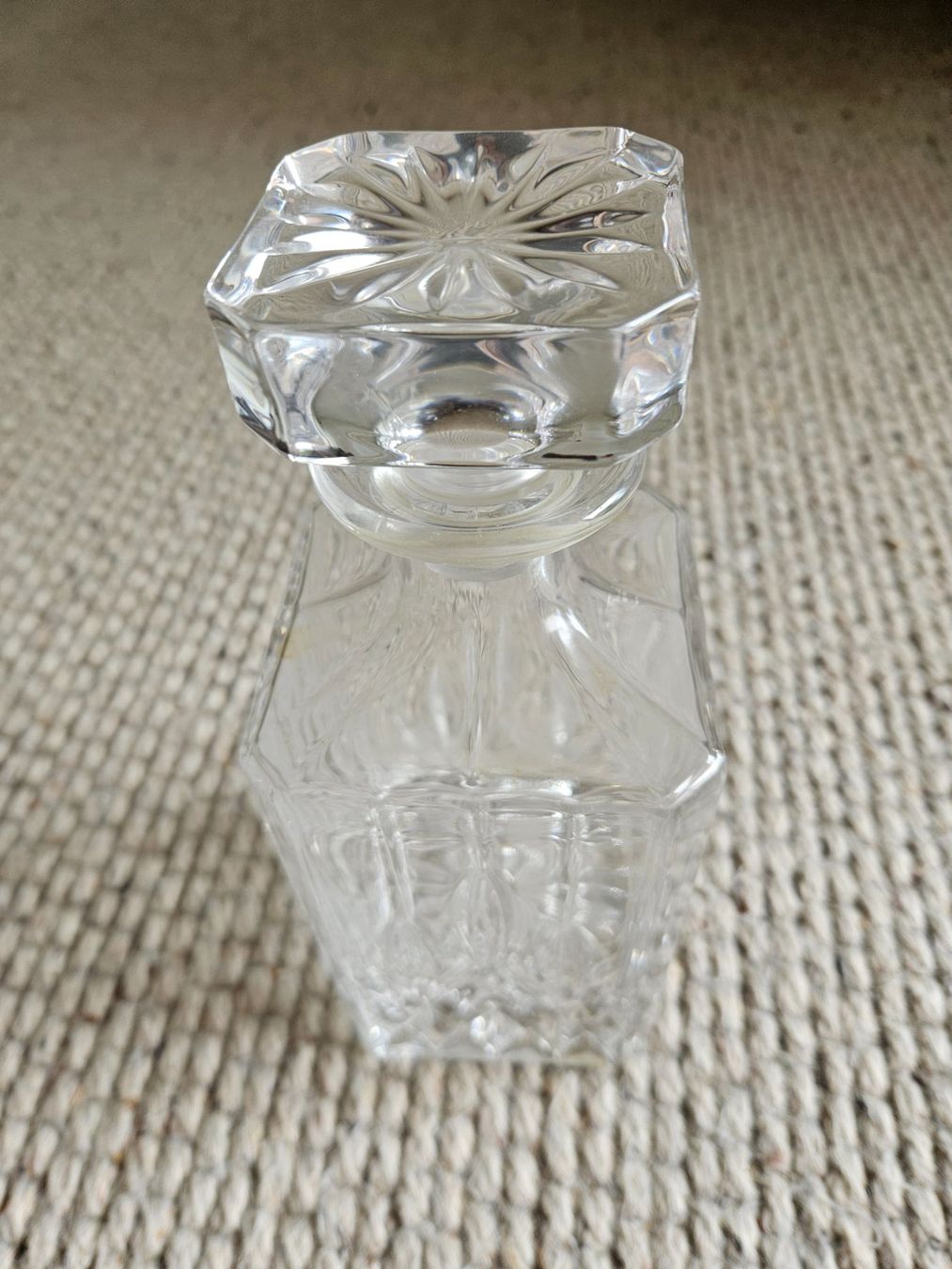 Caraffe: Kristallkaraffe mit Facettenschliff, exklusiv & elegant – Usato da Volketswil venduto da Lokitier 2
