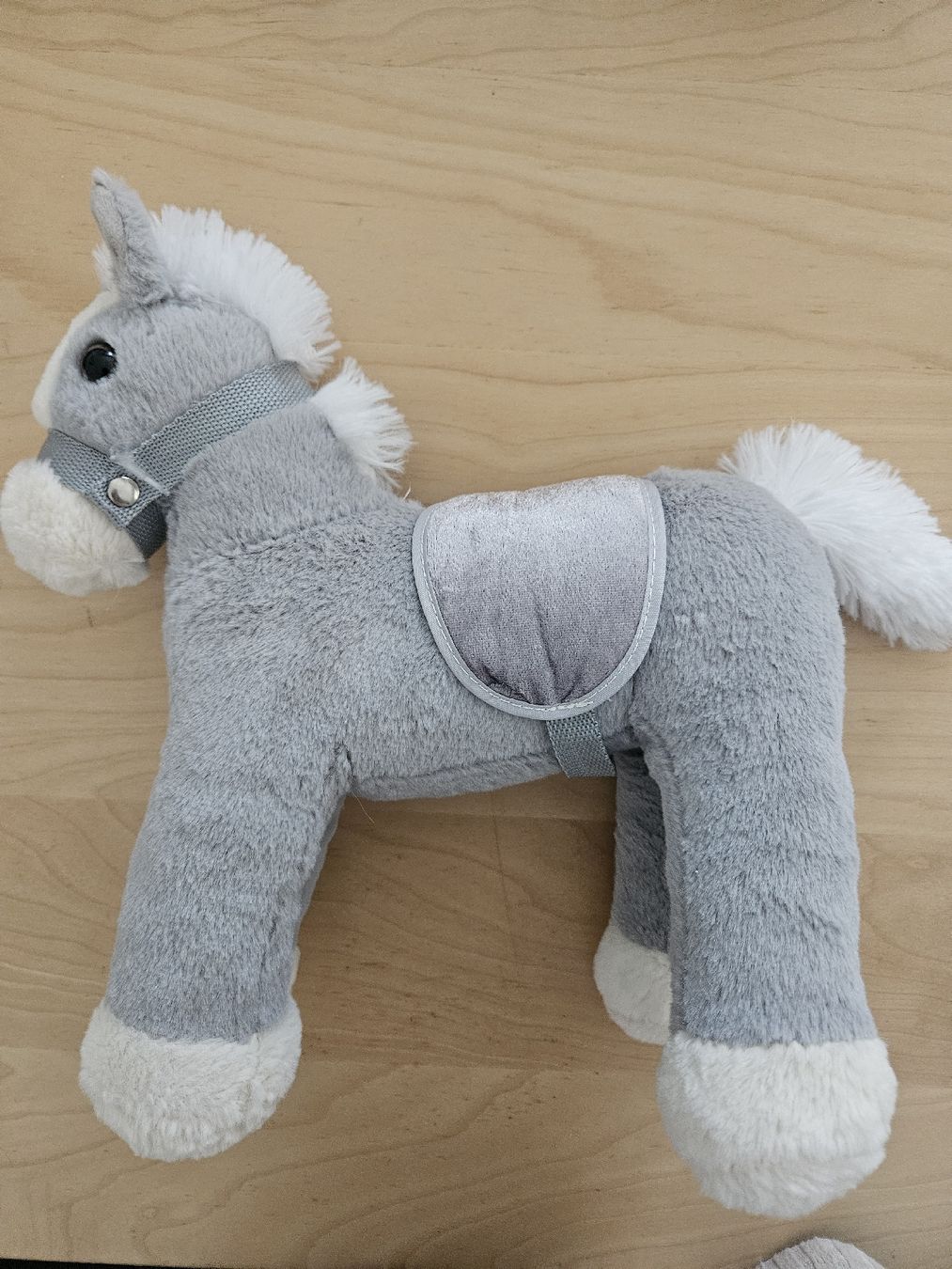 Spielzeuge: cheval peluche – Gebraucht aus Miécourt von Clochette23