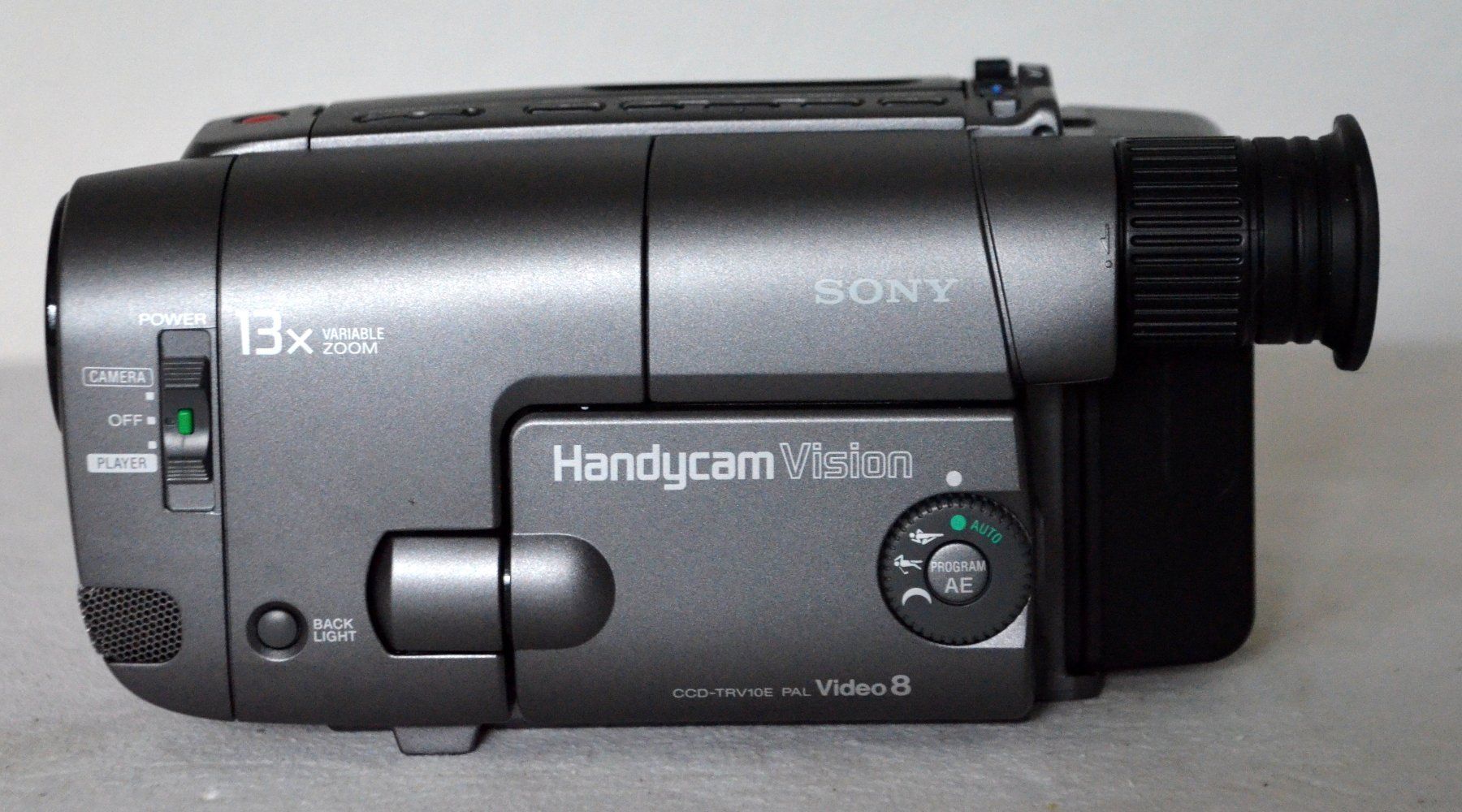 Sony Videocamere: Camcorder / caméscope Sony CCD-TRV10E Video8 – Usato da Collonges venduto da arashee 3