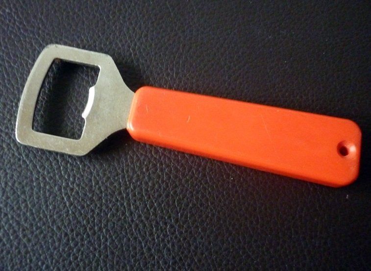 Apribottiglie & Tappi per chiusura: Lot COCA COLA - Flaschenöffner - Öffner – Usato da Adliswil venduto da di_hans 2