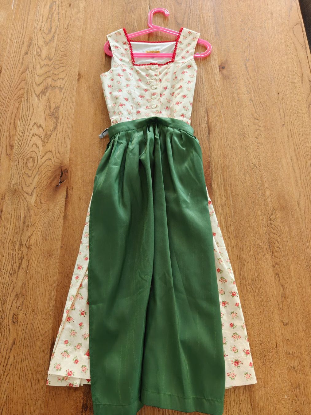 Vestiti & Gonne: Original bayerisches Dirndl, Kinder/Mädchen, Grösse 146 – Usato da Jona venduto da nocardiafarcinica