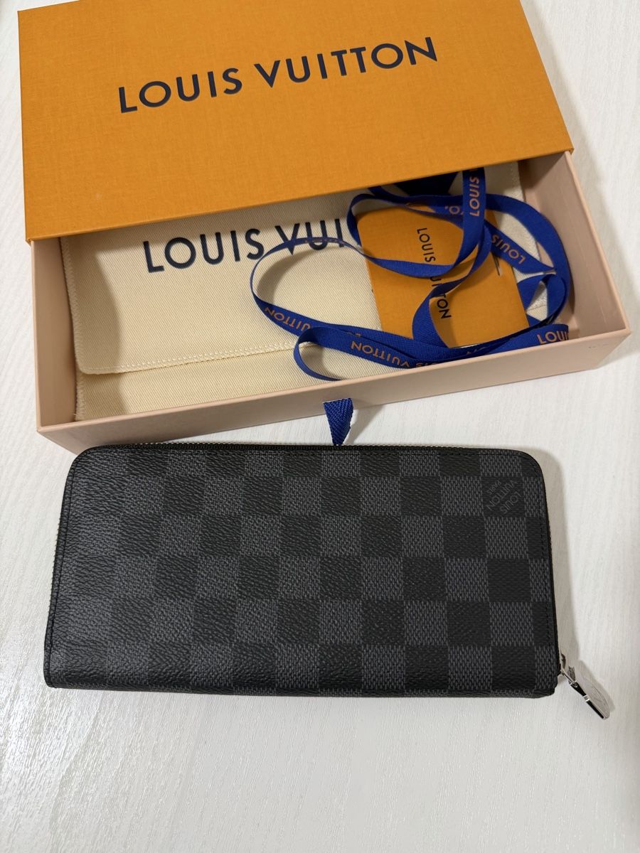 Louis Vuitton Portafogli: Louis Vuitton Portefeuille – Nuovo e nell'imballaggio originale da Clarens venduto da res_bzr9 2