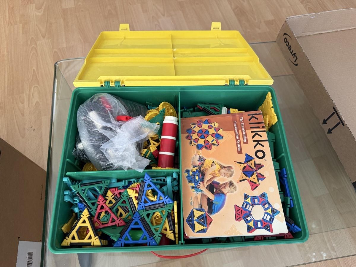 Kit di costruzioni: Jeu de construction KIKKO KTK 1100 pcs + boîte – Nuovo (secondo la descrizione) da Meyrin venduto da mat_nbj9 1