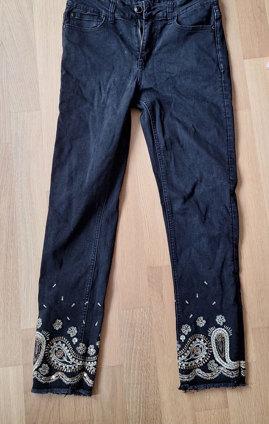 Desigual Jeans: Desigual Jeans – Gebraucht aus Luzern von larissa_n 3