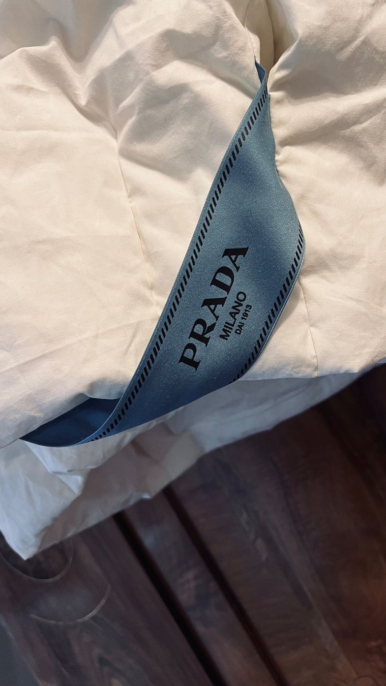 Giacche: PRADA Daunen Jacke Oversized – Nuovo (secondo la descrizione) da Luzern venduto da TENDIMO 3