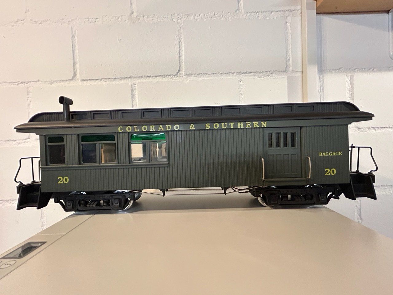 Modellini di ferrovie: Spur G Wagen mit Licht – Nuovo (secondo la descrizione) da Mumpf venduto da lok01