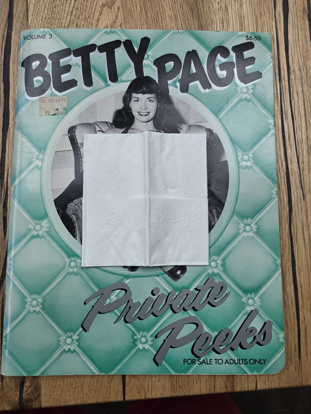 Dokumente: Betty Page Private Peeks Volume – Gebraucht aus Aesch BL von imbeli