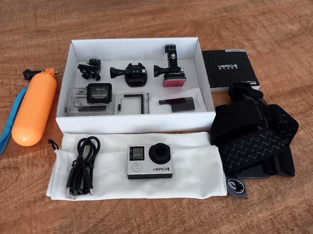Gopro Action Cam: GoPro HERO 4 Black Set Top 4K ProVersion Kopfband Floaty – Usato da St. Gallen venduto da luk_fzp9