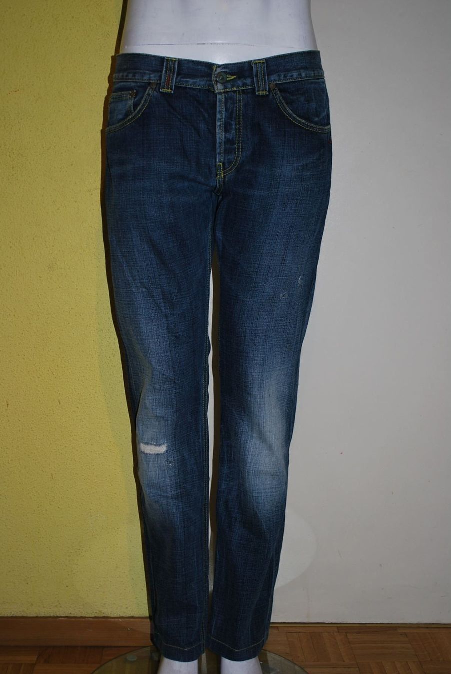 Dondup Jeans: DONDUP Jeans STAN DART taille / Grosse W33 – Gebraucht aus Cossonay-ville von Super-Price-Quality