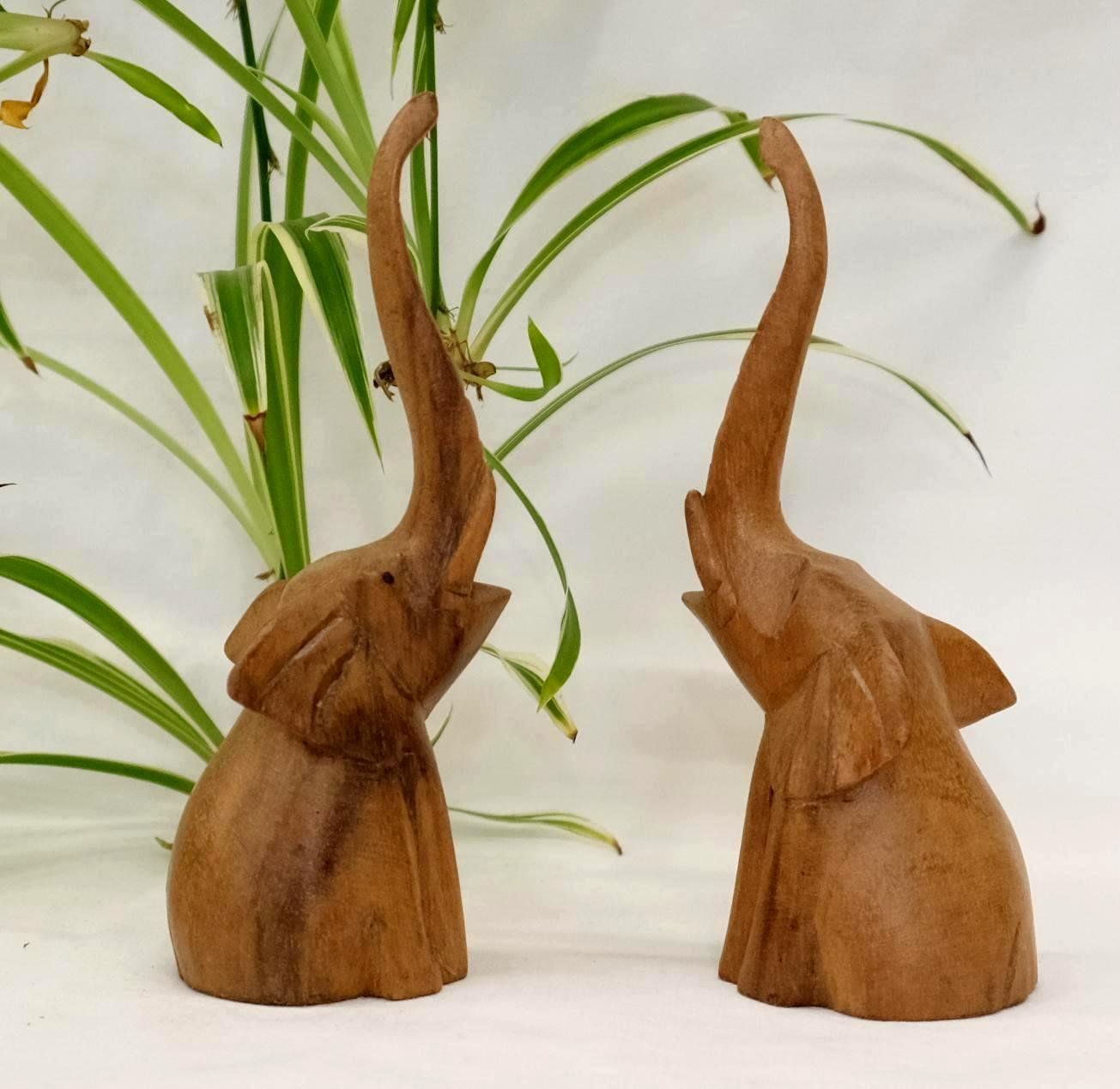 Statuette: Set 2x Elefant aus Holz Schnitzerei – Nuovo (secondo la descrizione) da Zürich venduto da Masala-Oase