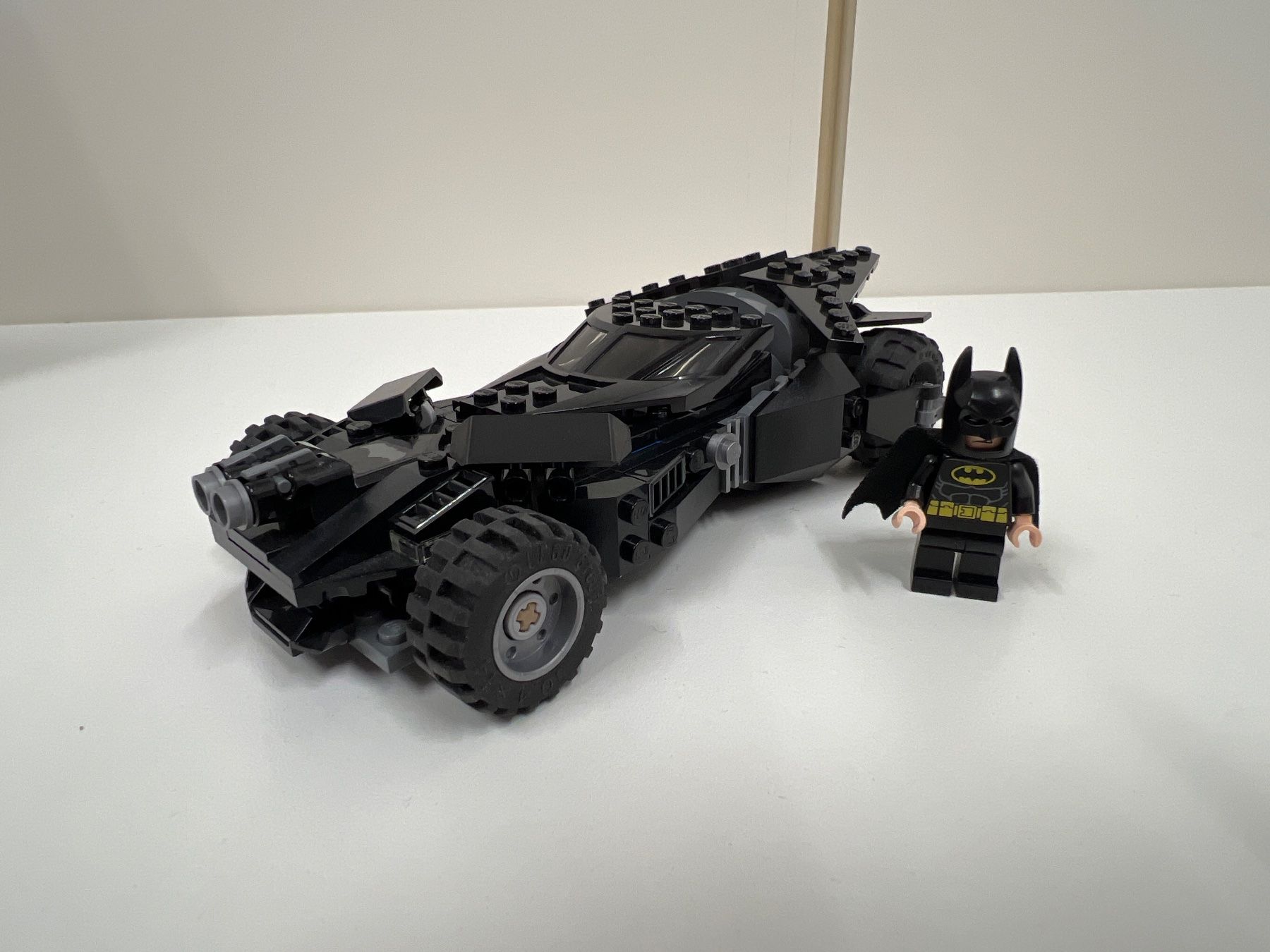 Lego Kit di costruzioni: LEGO Batmobile mit Batman Figur – Usato da Bottmingen venduto da Botbas