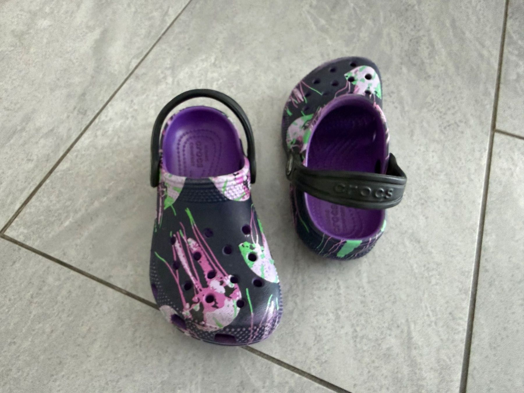 Crocs Scarpe per ragazzi: Crocs - Grösse C10 (27-28) – Usato da Bülach venduto da Loredana13 2