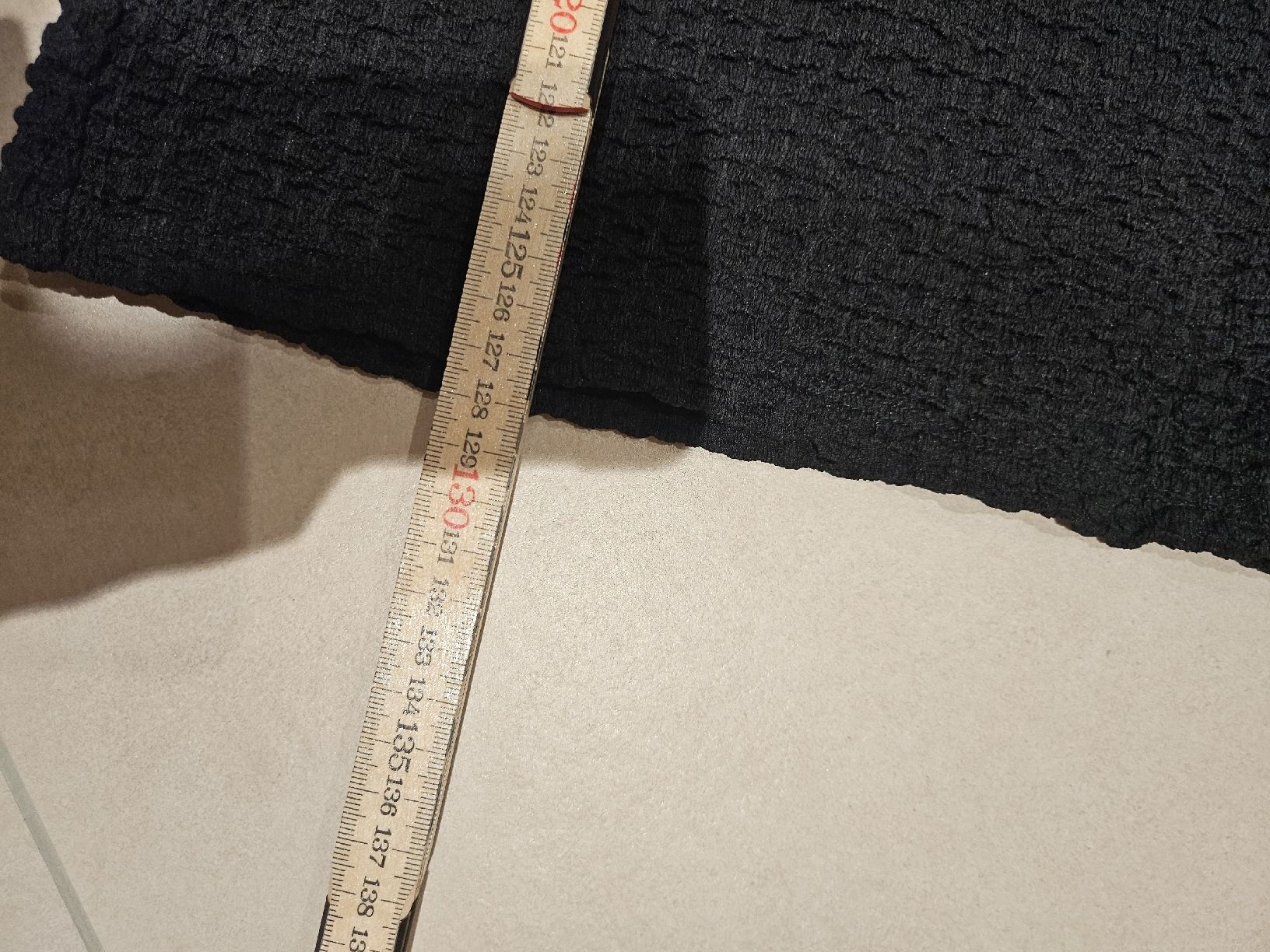 H&M Vestiti: Kleid Waffeloptik schwarz gr.XL H&M – Usato da Allschwil venduto da na.wi.90 2