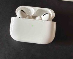 Apple In-ear Headphones white used for mobile phones
