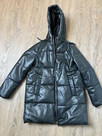 Zara Winterjacke Gr. XS