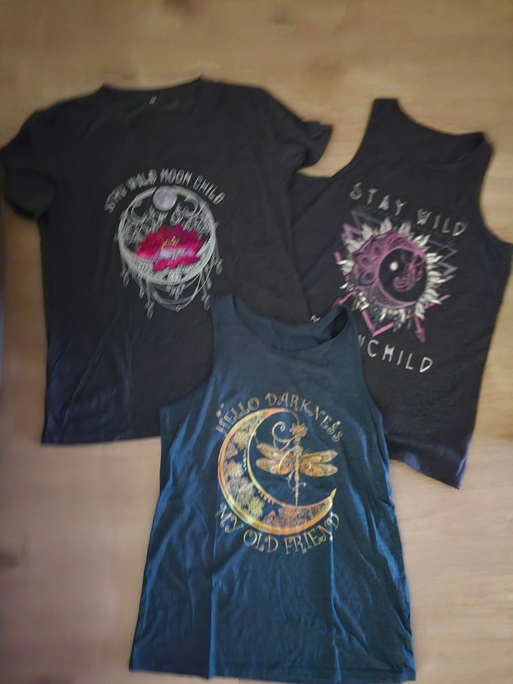 T-shirt: 3 T-Shirts/ Tops Gr. M – Usato da Reute AR venduto da angelflower