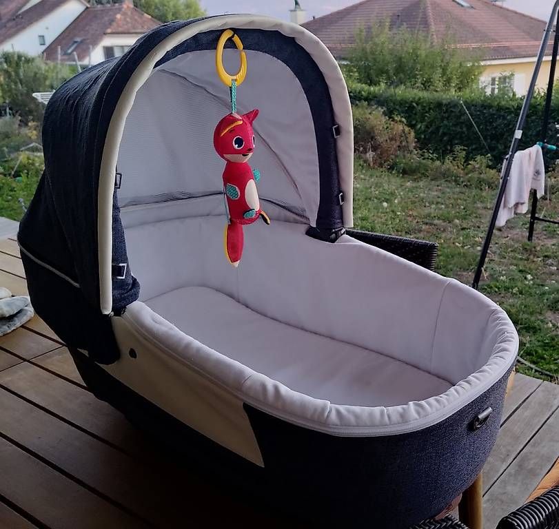 Poussette Peg Perego + 2 bases isofix + ... (Gebraucht) in Lutry für ...