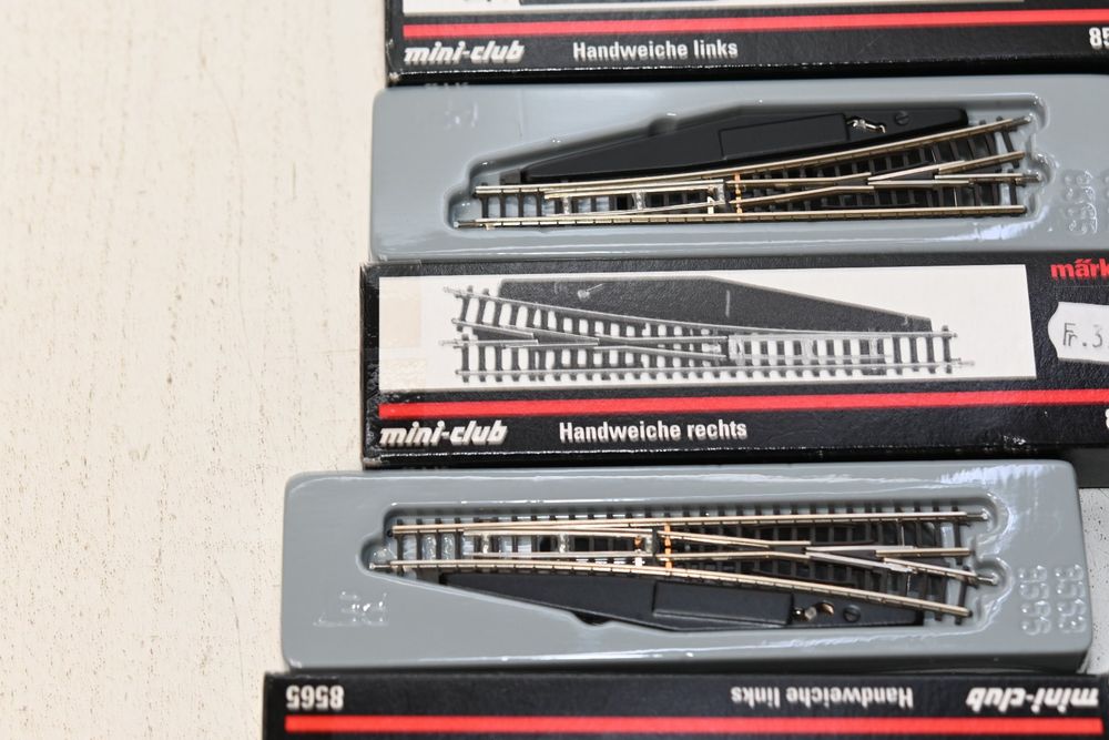 Märklin 2266 Handweiche Rechts R424,6 Mm - 2 Stück Set Für H0 Modelleisenbahn