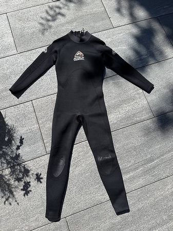 Neopren Anzug