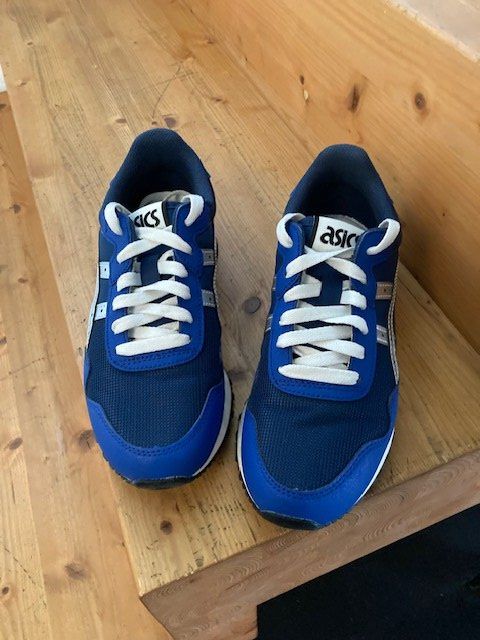 Asics Chaussures femmes: Sneaker Asics – Neuf (Voir description) à Malters par Boxer18