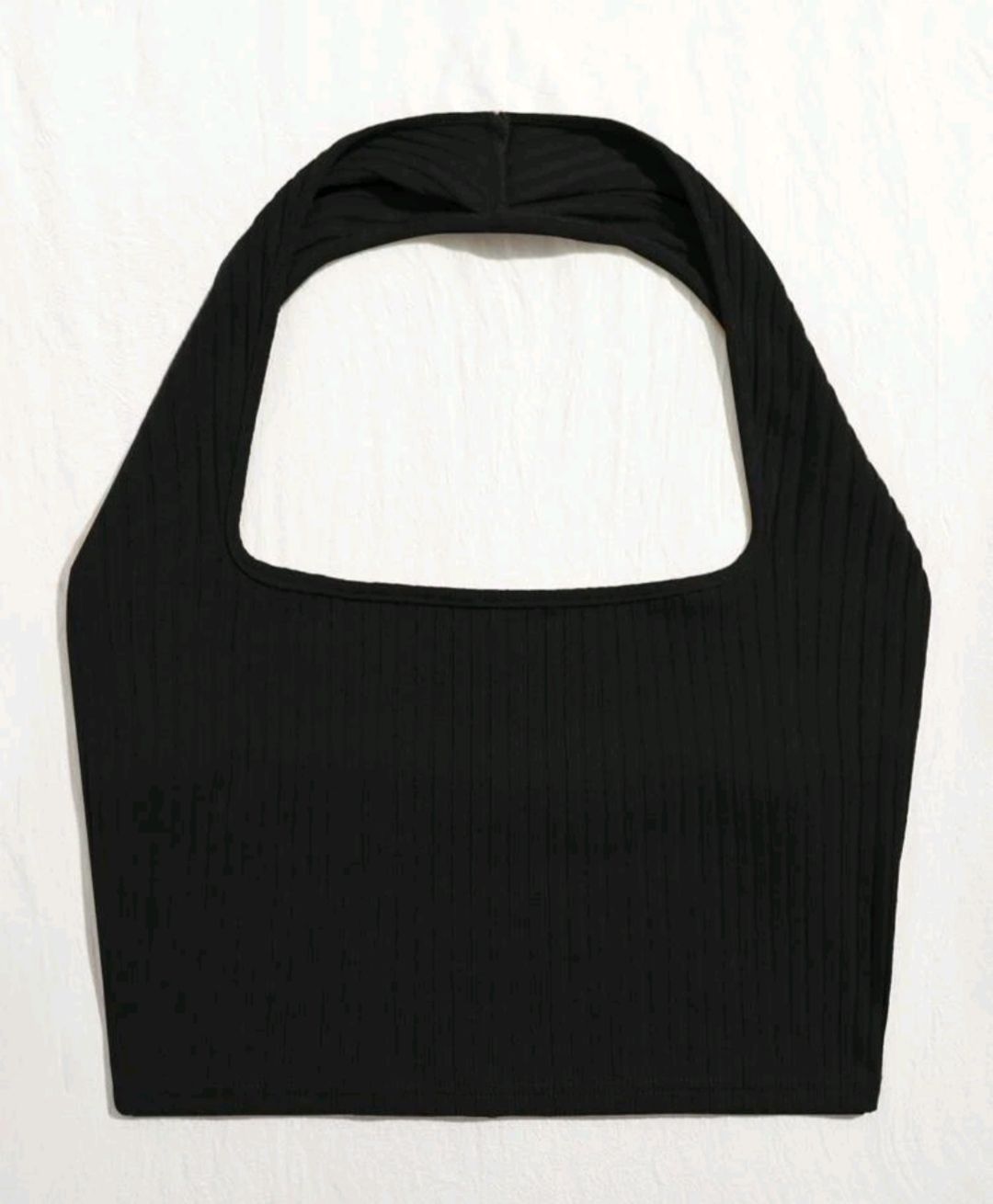 Top: Top court noir dos nu, taille 46 – Usato da Lausanne venduto da Cassandra11