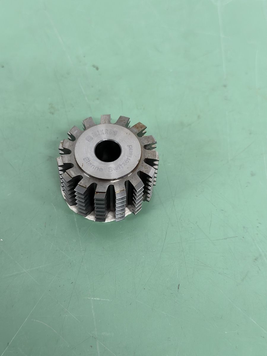 Tutti gli attrezzi: Mikron Gear Cutter Module M1.00. – Nuovo e nell'imballaggio originale da Aarberg venduto da SNMachines 1