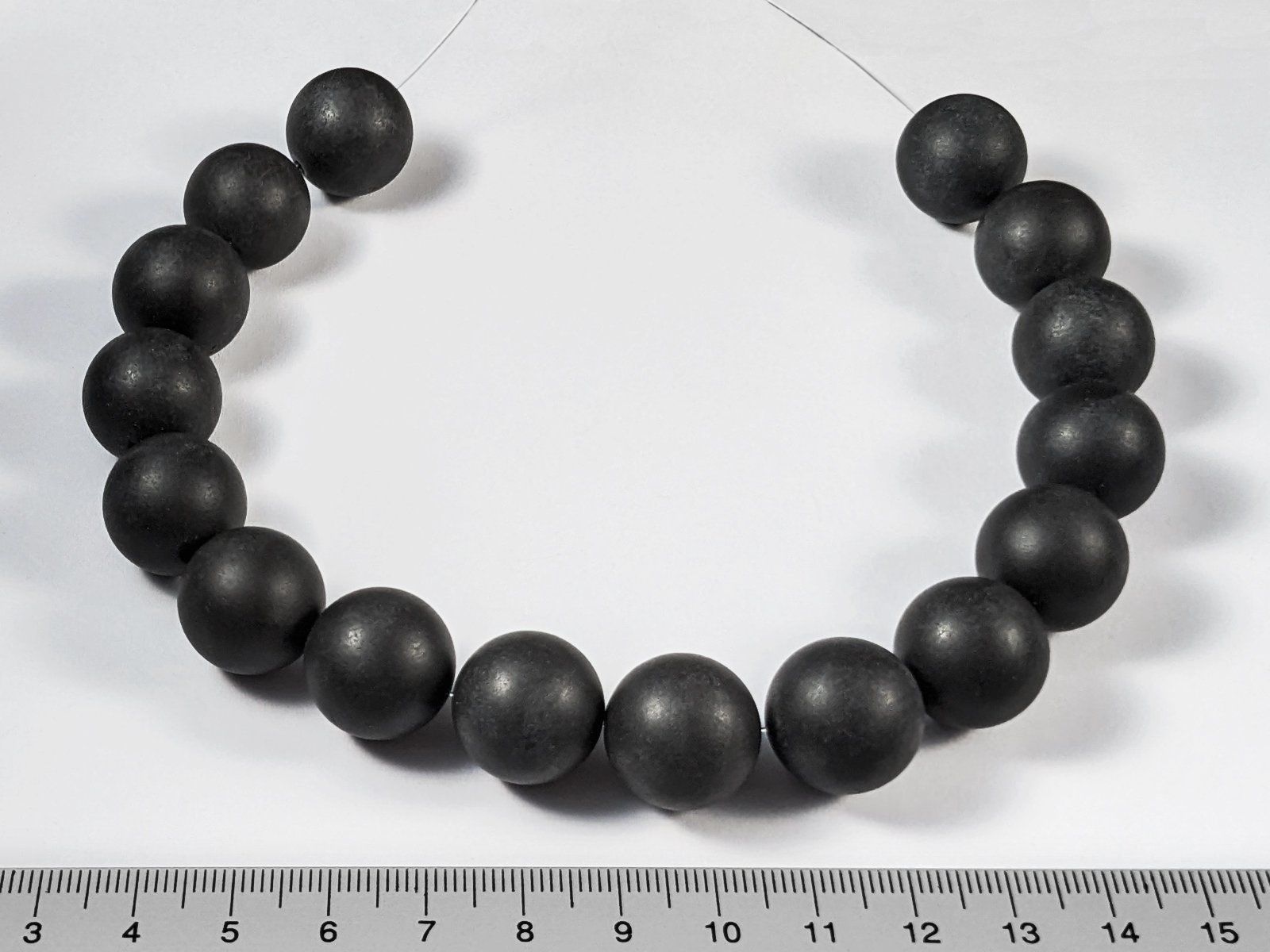 Mineralien & Heilsteine: Onyx matte 16mm Perlen 16Stk. – Neu und originalverpackt aus Meilen von GypsyCat