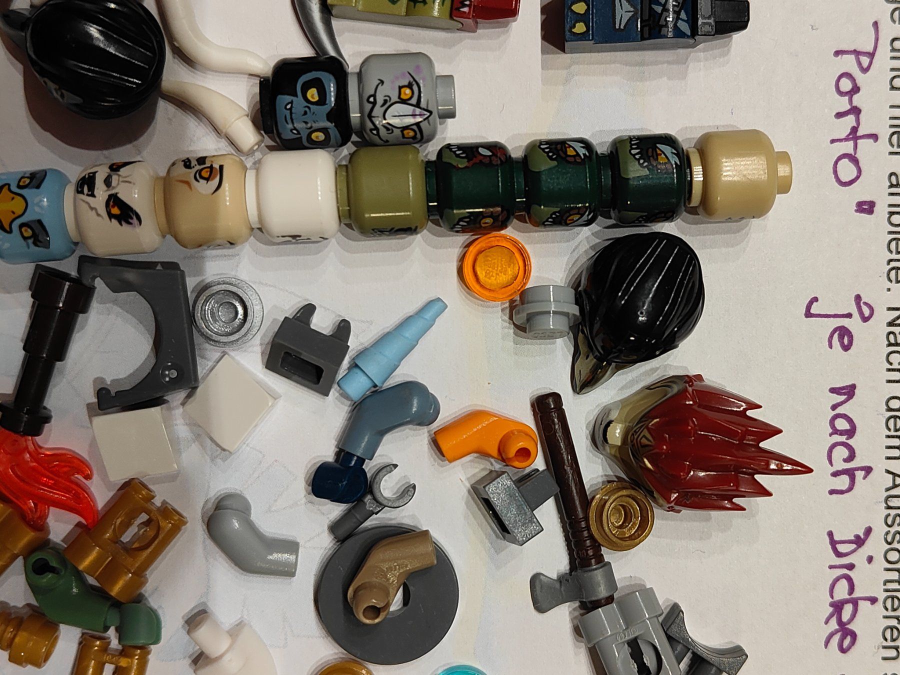Lego Kit di costruzioni: Legofigurenteile  viele Teile zu Chima  /E35 – Usato da St. Gallen venduto da Bisaknosp 5
