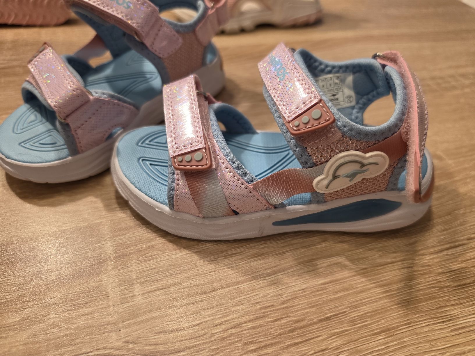 Chaussures filles: Kangaroo Sandalen 25 – Neuf (Voir description) à Kefikon TG par Livline 1