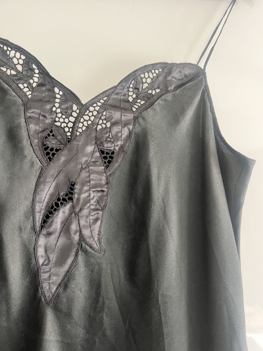 Tops: Schwarzes Seidentop mit Spaghettiträgern – Gebraucht aus Zürich von anjoz 1