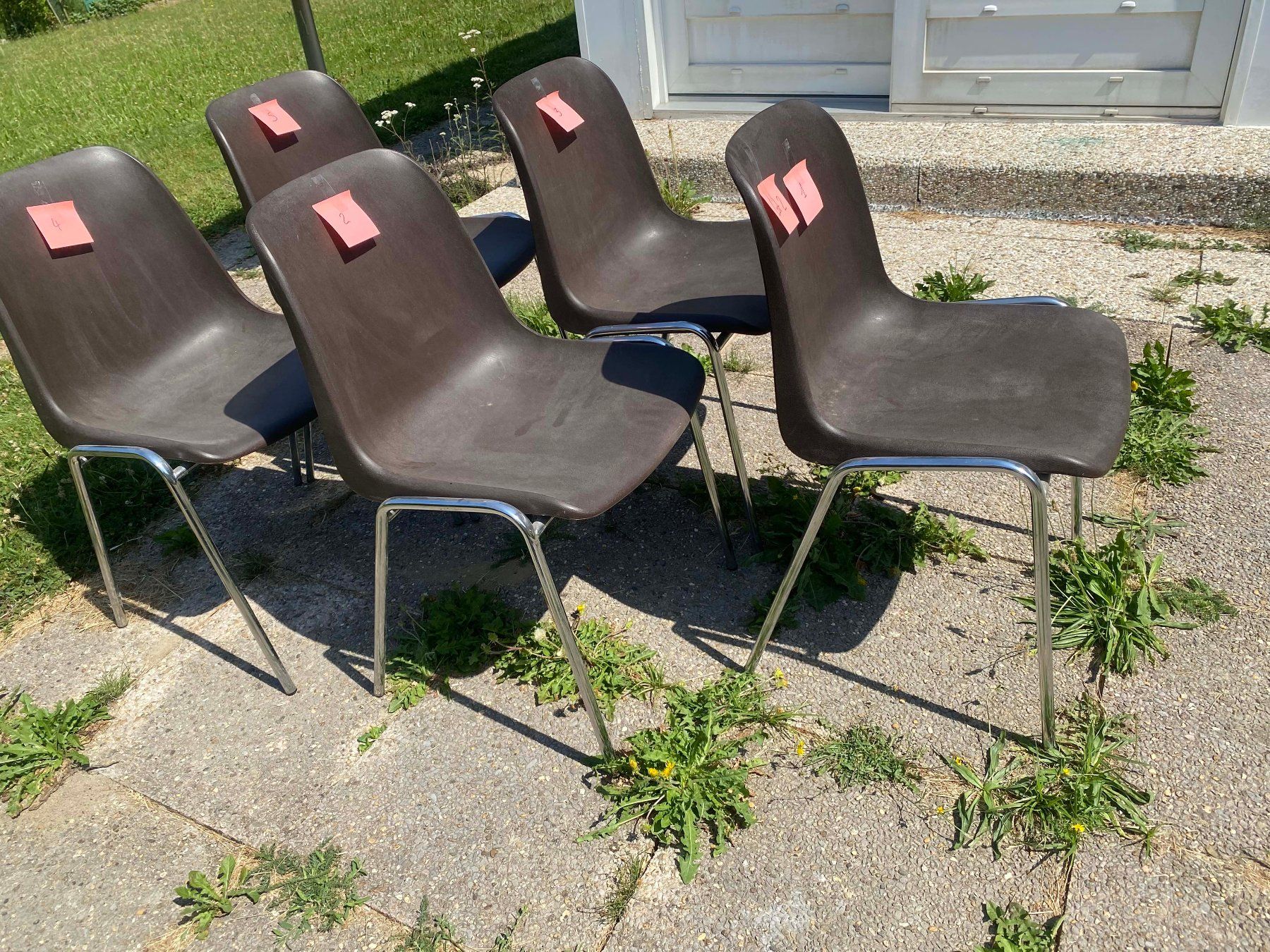 Sedie: Lot de 5 chaises brunes (2) – Usato da Savigny venduto da Yves1960 1