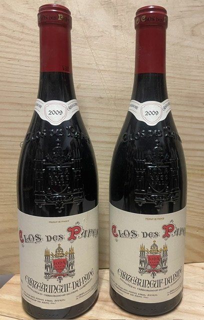 Vino: Clos du Pape - 2 Flaschen – Nuovo (secondo la descrizione) da Biel-Bienne venduto da Hoko1