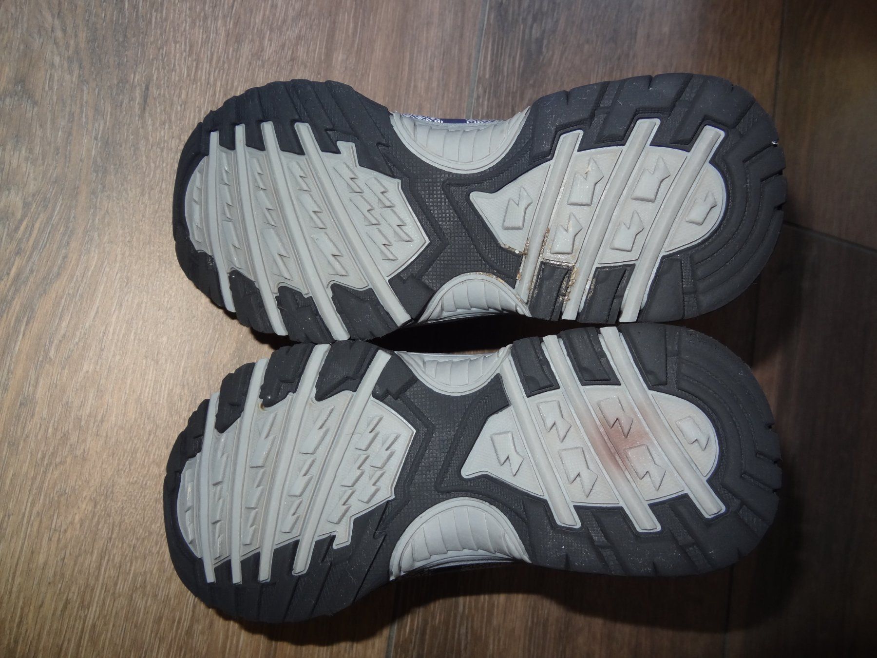 Chaussures filles: Chaussure de marche fille taille 30 – D'occasion à Satigny par salvatore73 6